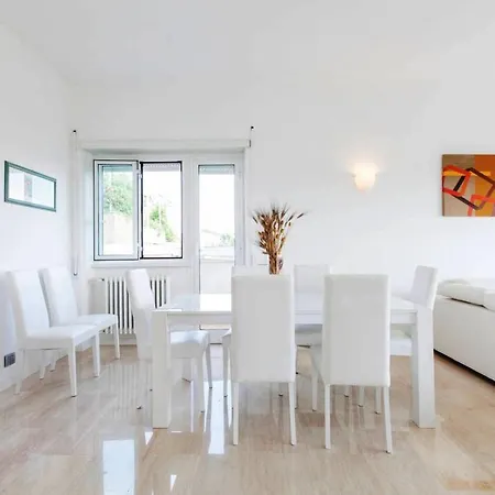 Apartment Mario Holidays Rom