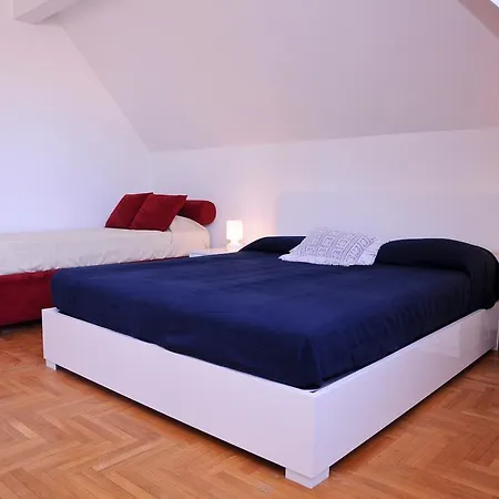 Apartment Mario Holidays